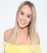 alexis adams